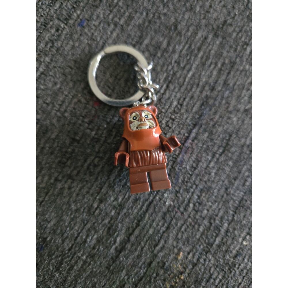 LEGO Star Wars Ewok Wicket Minifigure Keychain